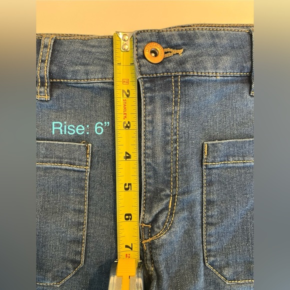 H&M Divided Jegging Style Shorts - Picture 6 of 9